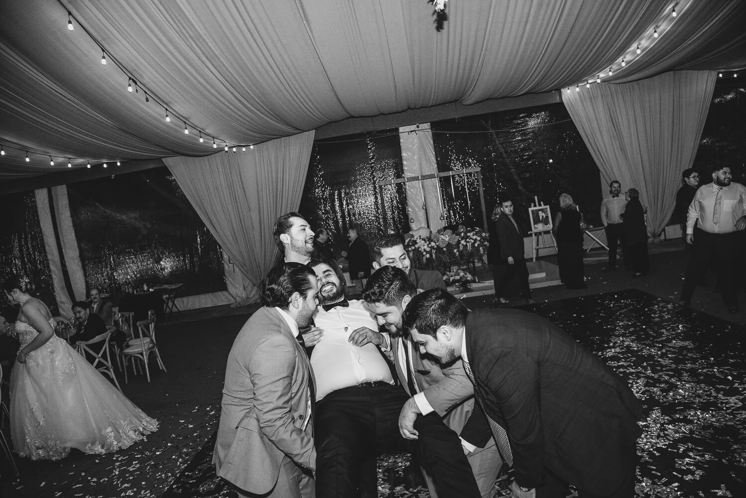 Fotografía de boda en León Guanajuato por fotógrafo de bodas destino en México